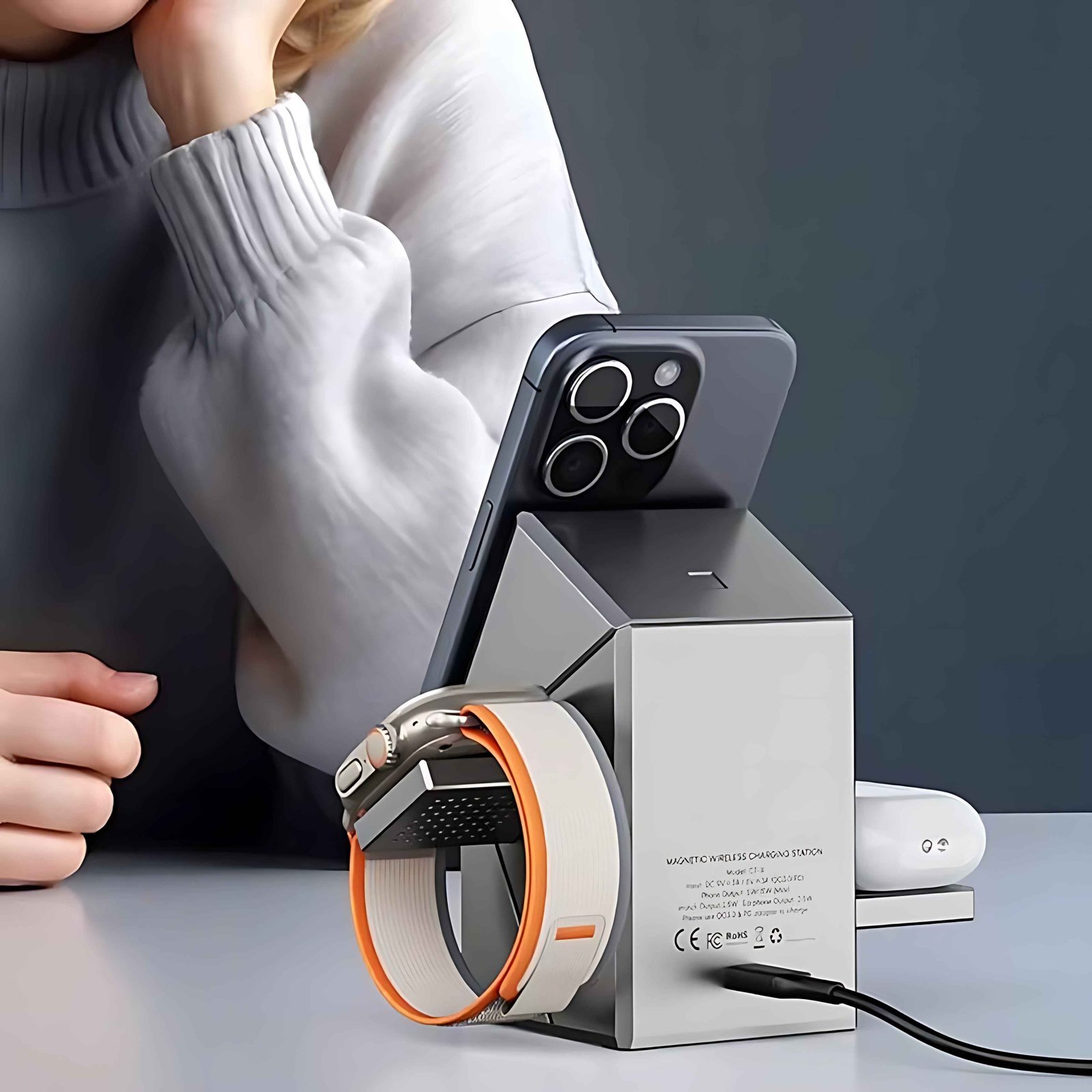 3-in-1 30W Fast Wireless Charging Station, Suitable for iPhone Watch, Air Pods & 16, 15 Series - Image 4